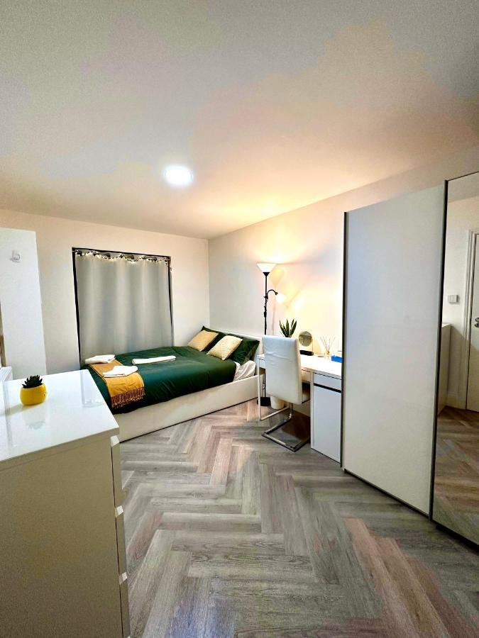 Charming 4 Bedrooms House With Garden In Heart Of London Camden ภายนอก รูปภาพ