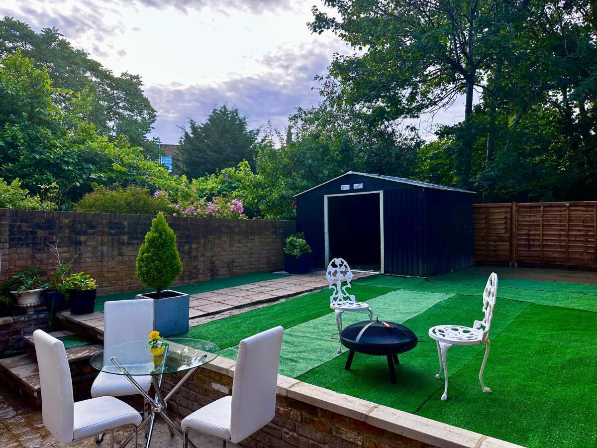 Charming 4 Bedrooms House With Garden In Heart Of London Camden ภายนอก รูปภาพ