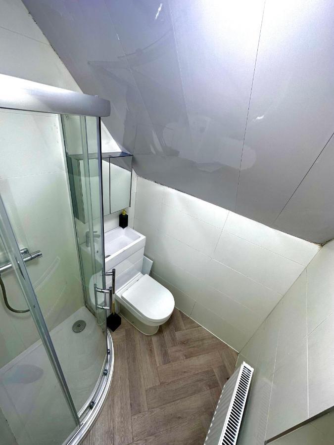 Charming 4 Bedrooms House With Garden In Heart Of London Camden ภายนอก รูปภาพ