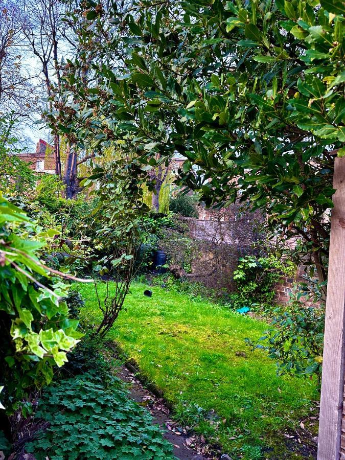 Charming 4 Bedrooms House With Garden In Heart Of London Camden ภายนอก รูปภาพ