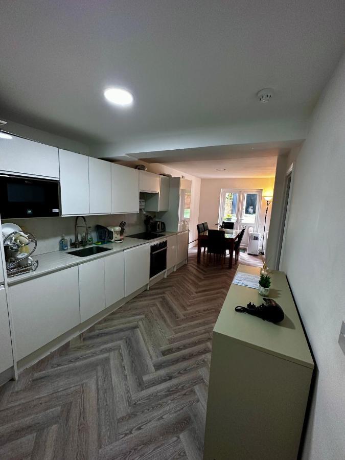 Charming 4 Bedrooms House With Garden In Heart Of London Camden ภายนอก รูปภาพ